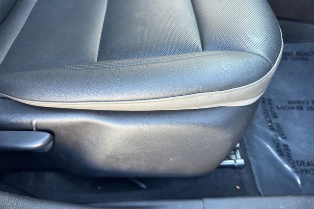 Used 2025 Chevrolet Trax ACTIV w/ Sunroof Package FWD image 23