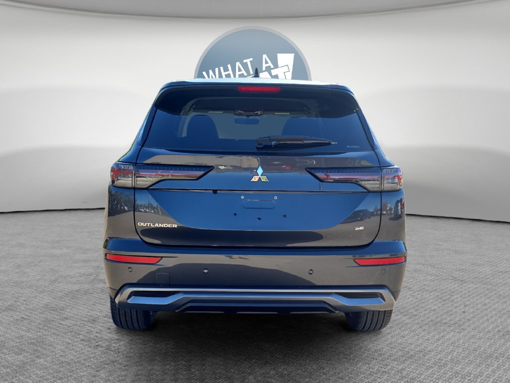 New 2026 Mitsubishi Outlander SE AWD/4WD image 4