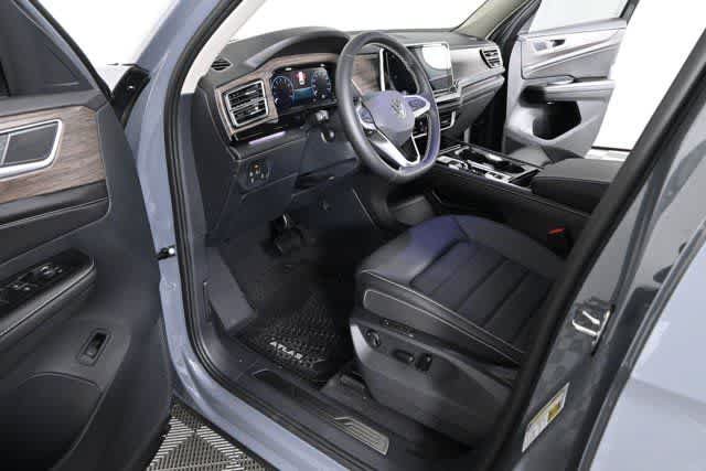 New 2026 Volkswagen Atlas SEL AWD/4WD image 32