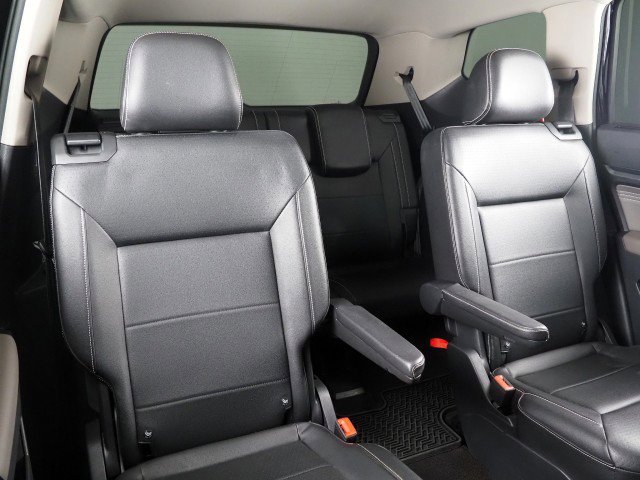 Used 2021 Volkswagen Atlas SE w/ Technology Package w/ Panoramic Sunroof Package image 15