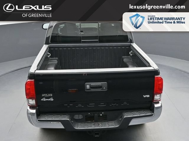 Used 2021 Toyota Tacoma SR5 AWD/4WD image 21