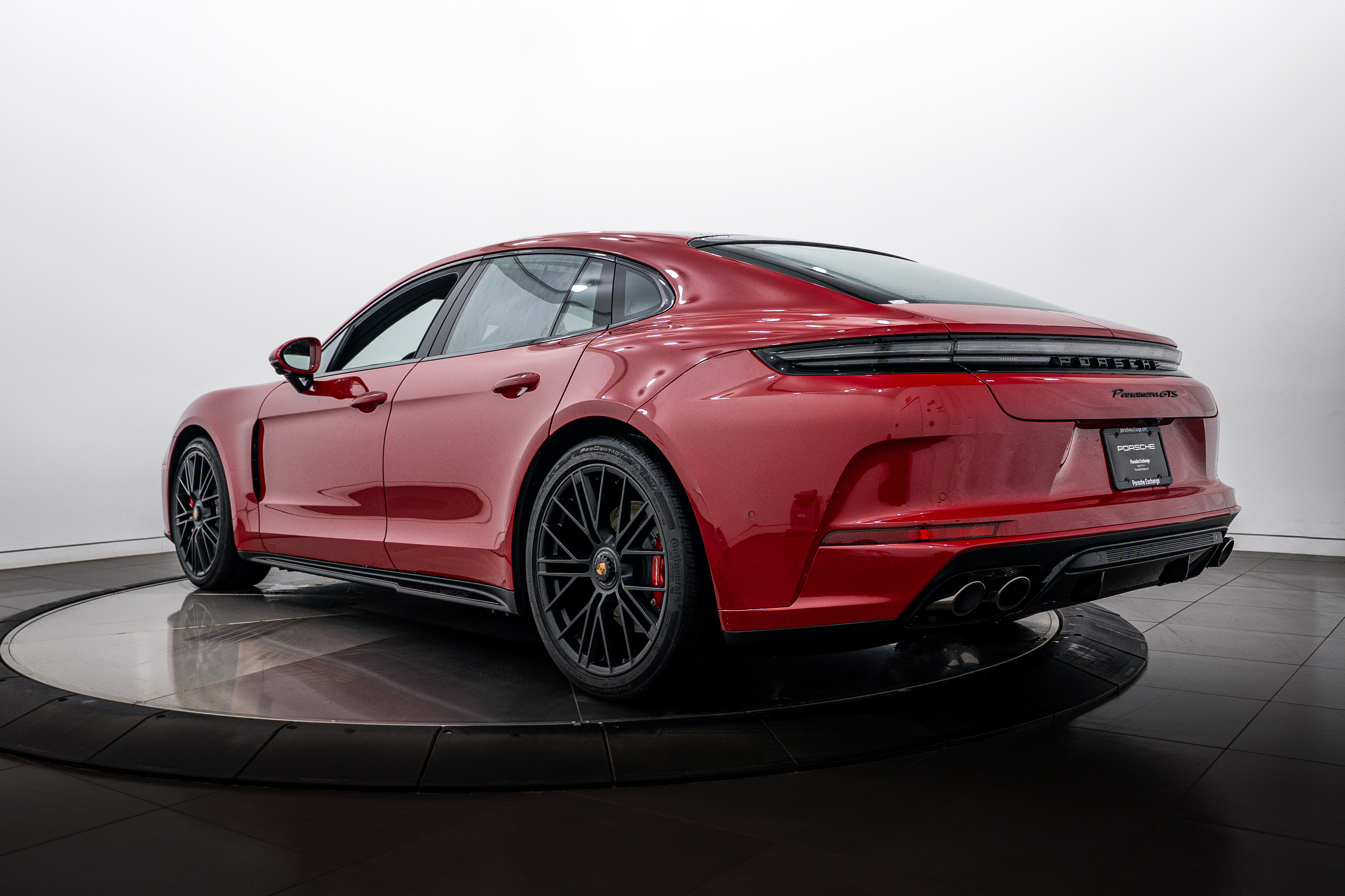 New 2026 Porsche Panamera GTS image 3