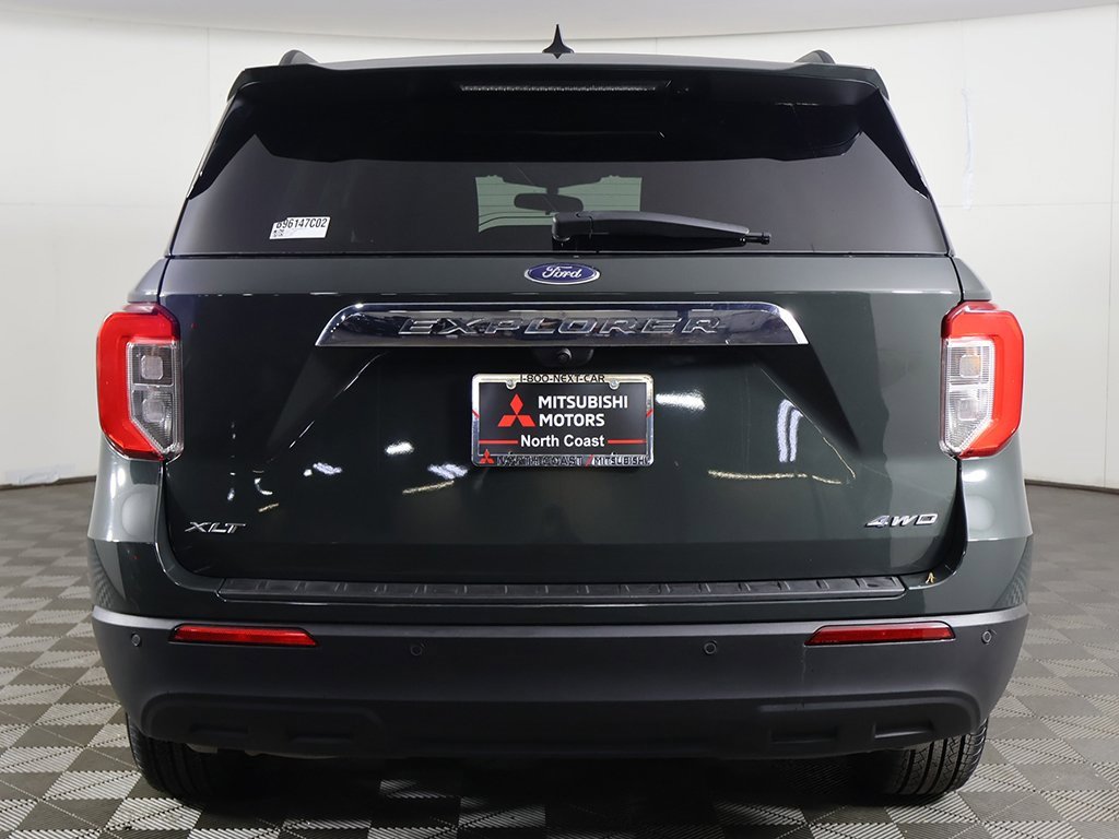 Used 2023 Ford Explorer XLT image 10