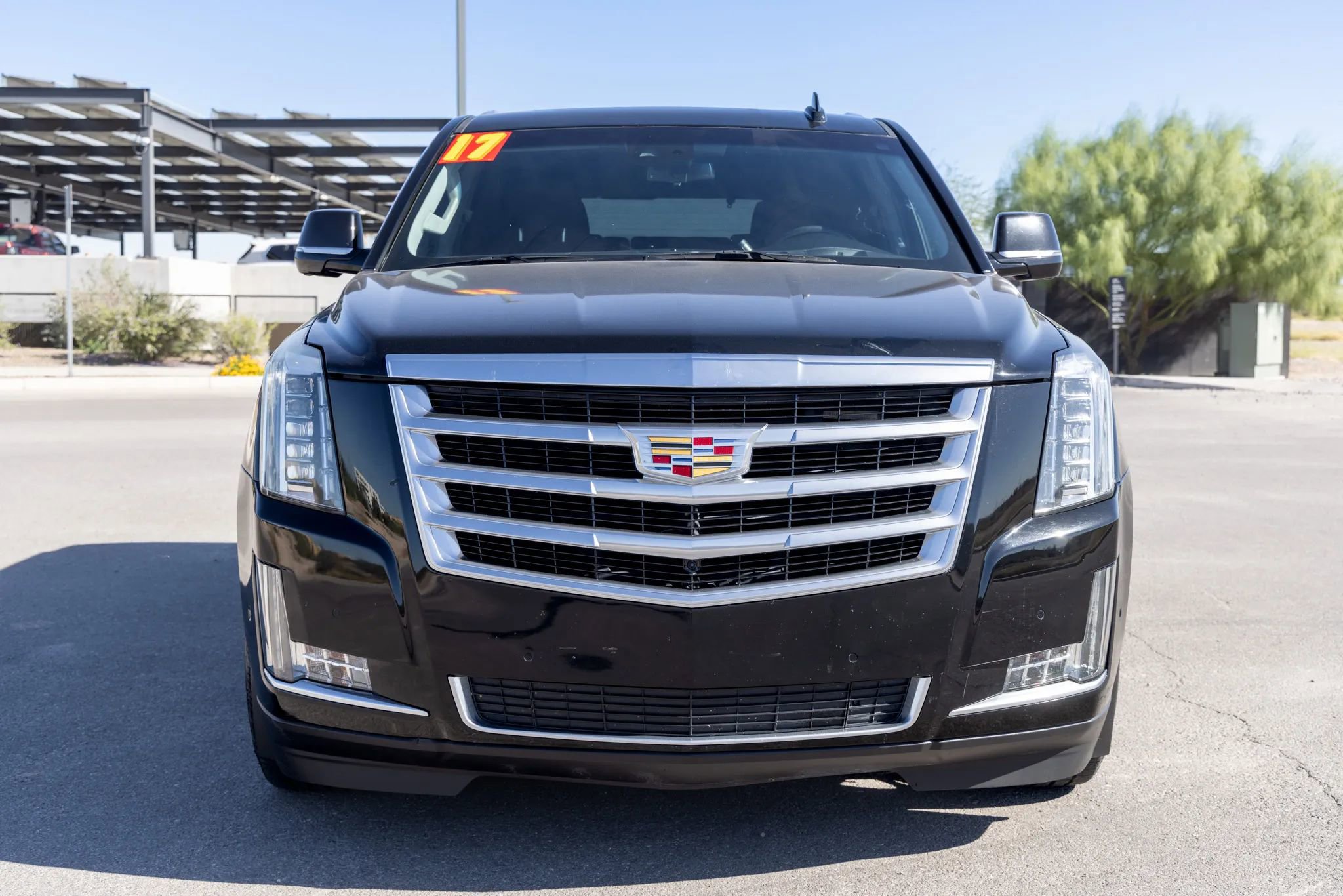 Used 2017 Cadillac Escalade Luxury image 8