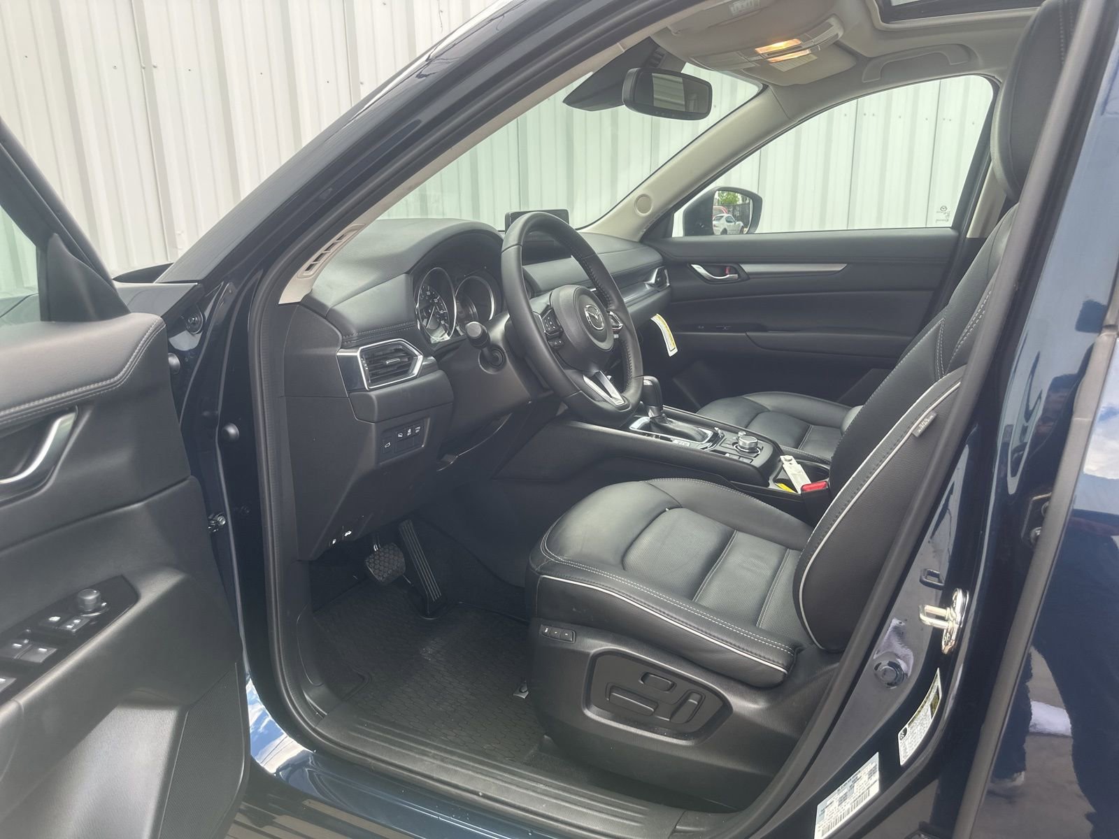 Used 2025 MAZDA CX-5 AWD 2.5 S w/ Preferred Package image 10