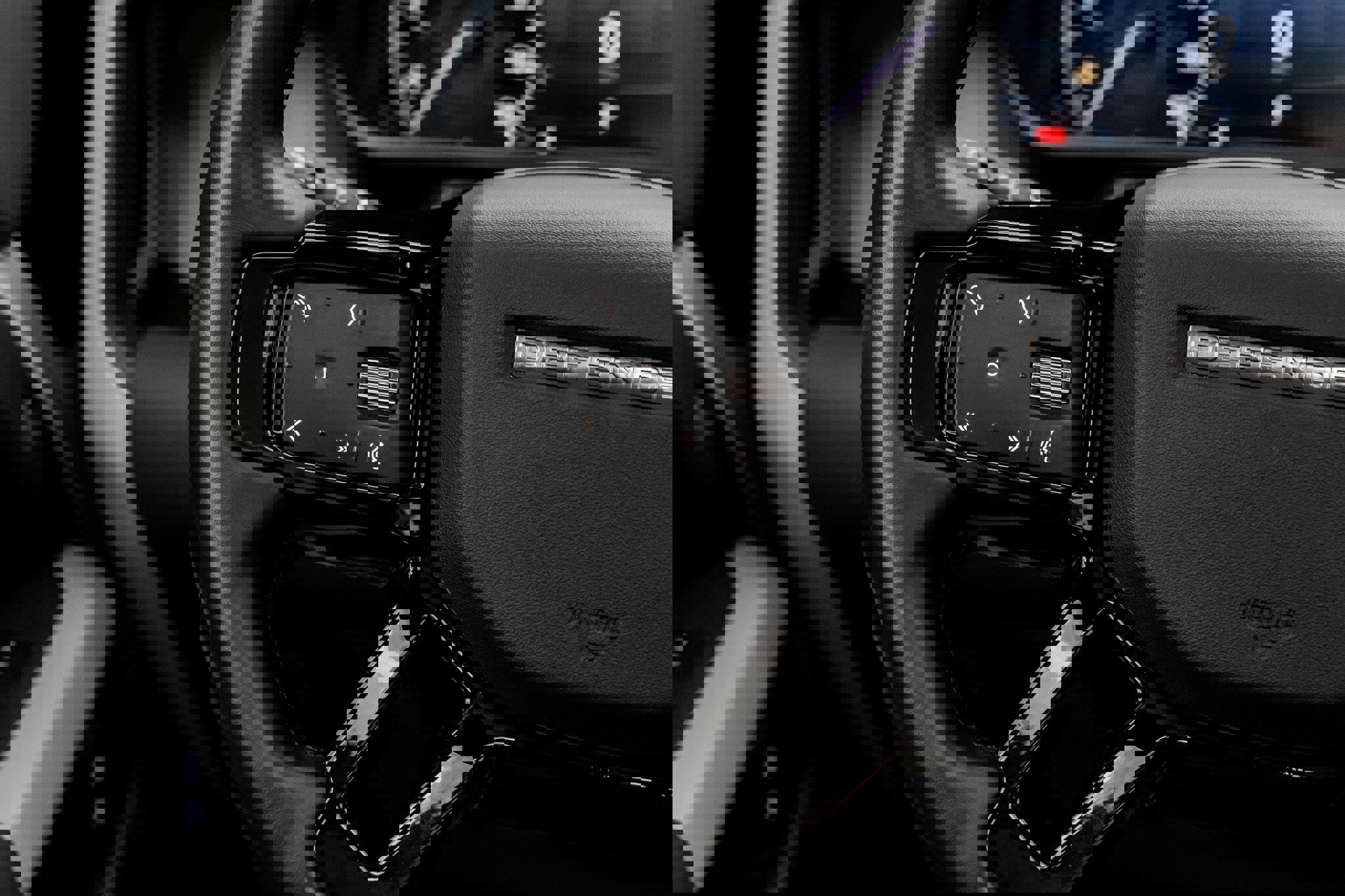 Used 2023 Land Rover Defender 110 X-Dynamic SE AWD/4WD image 38