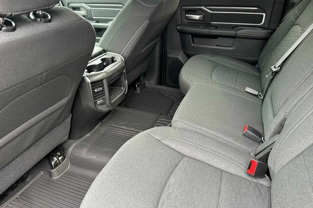 New 2026 RAM 2500 Big Horn AWD/4WD image 9