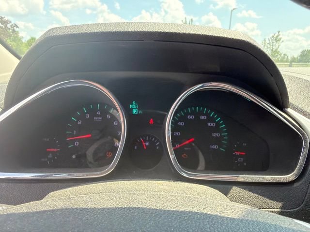 Used 2010 Chevrolet Traverse LT FWD image 34
