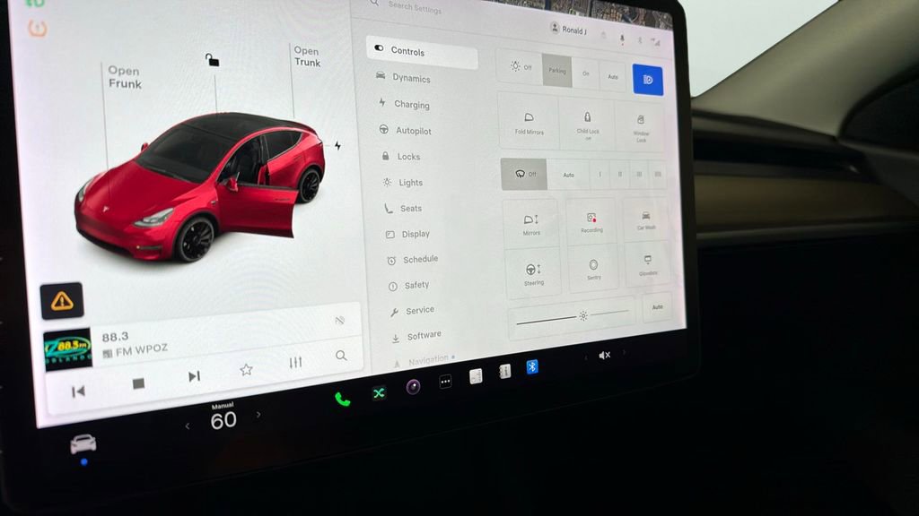 Used 2022 Tesla Model Y Performance image 20