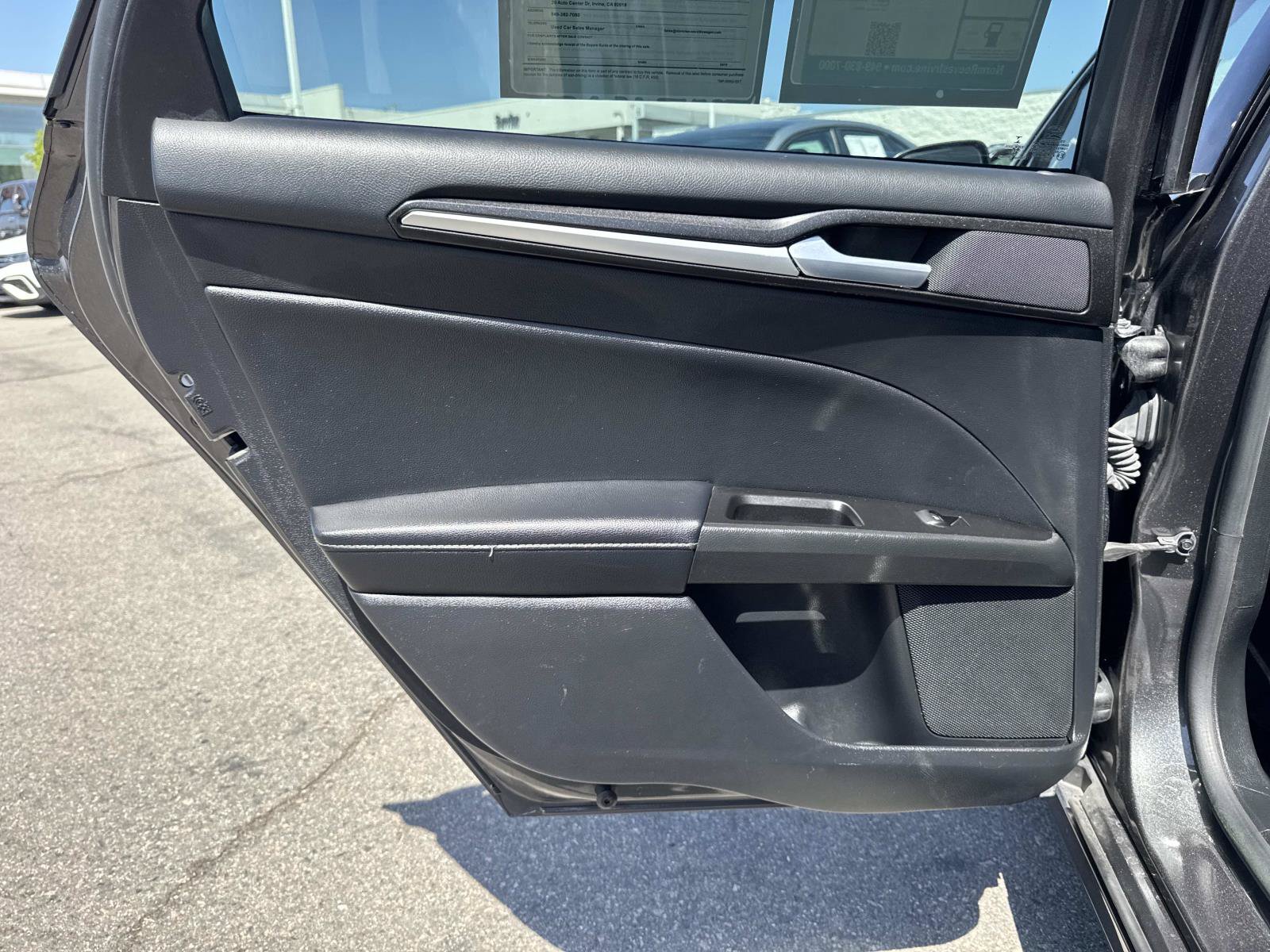 Used 2019 Ford Fusion Energi Titanium FWD image 28