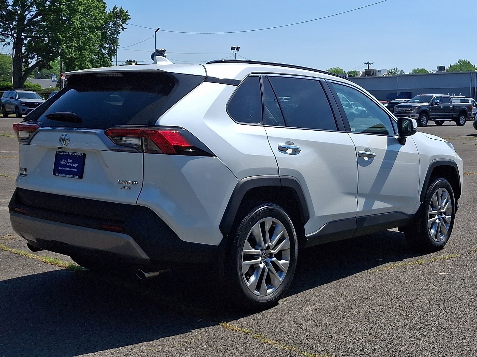 Used 2024 Toyota RAV4 Limited w/ Weather Package AWD/4WD image 7