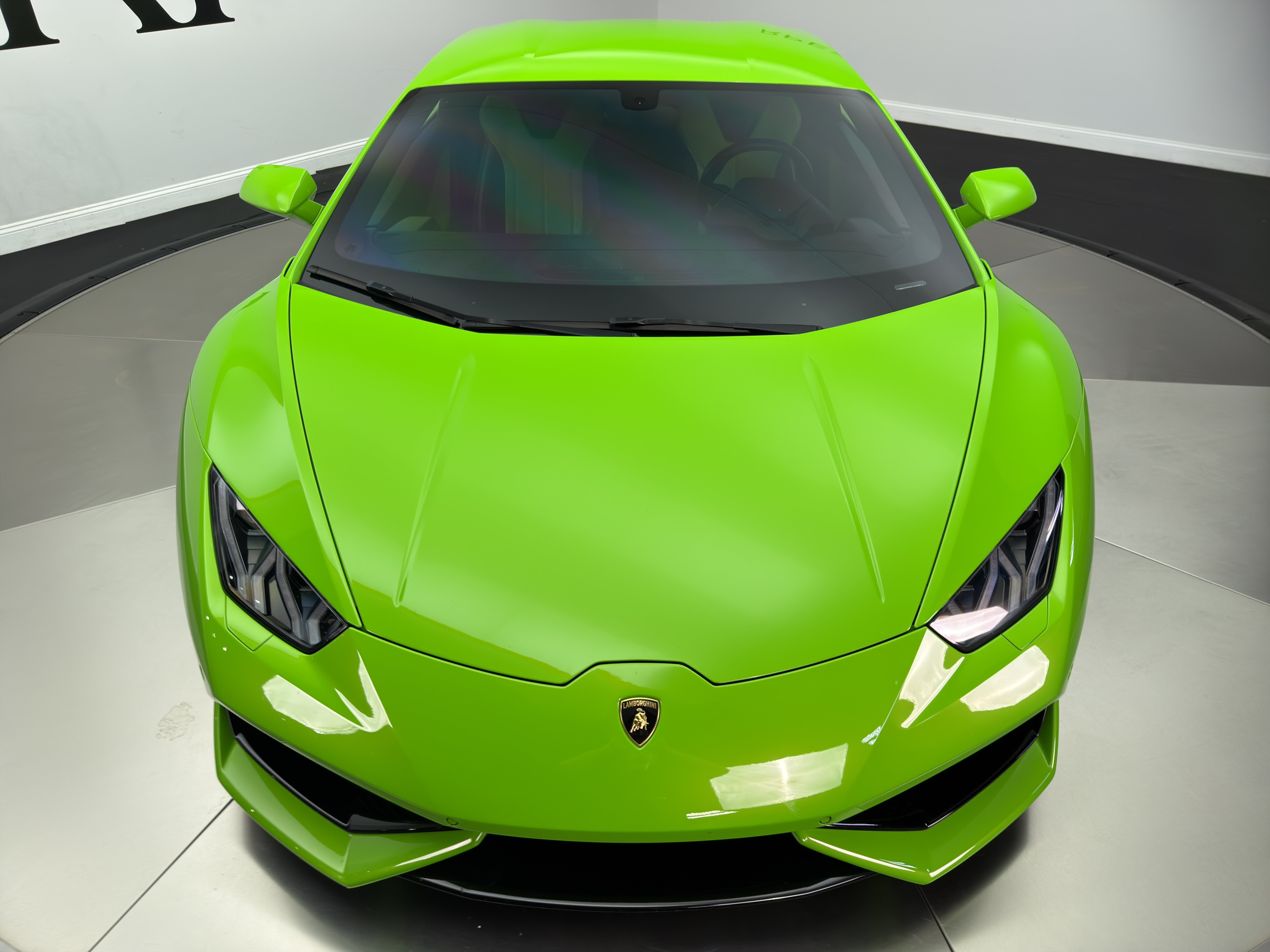Used 2016 Lamborghini Huracan LP 610-4 AWD/4WD image 9