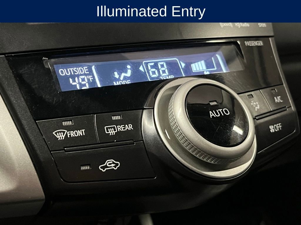 Used 2014 Toyota Prius V Five image 9