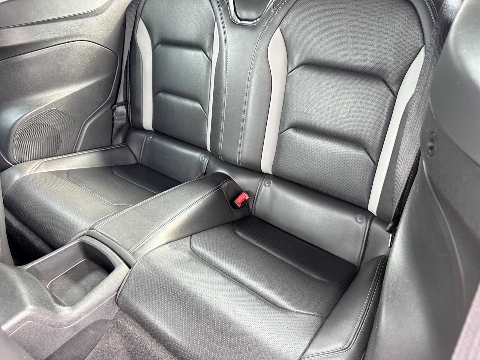 Used 2019 Chevrolet Camaro SS RWD image 17