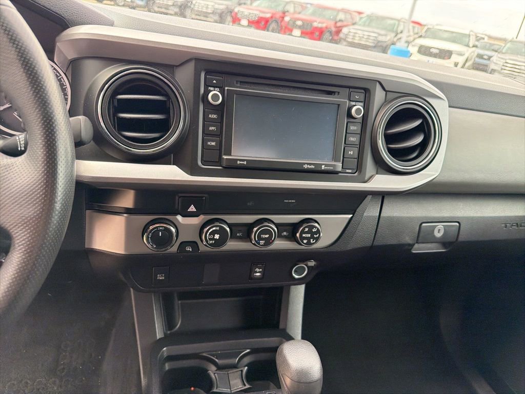 Used 2019 Toyota Tacoma SR5 w/ SR5 Appearance Package (SM) image 16