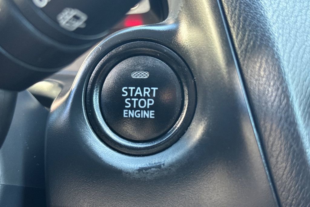 Used 2018 MAZDA MAZDA3 Sport FWD image 20