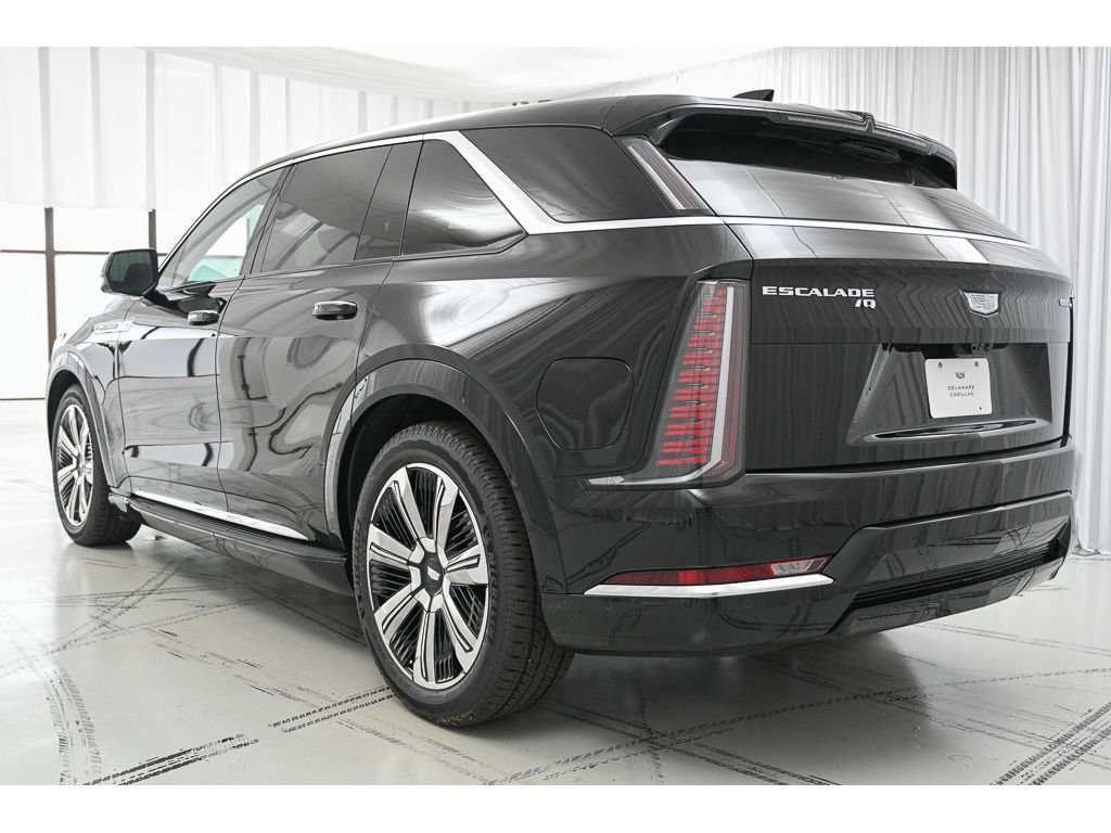 New 2026 Cadillac Escalade IQ Luxury 1 image 5
