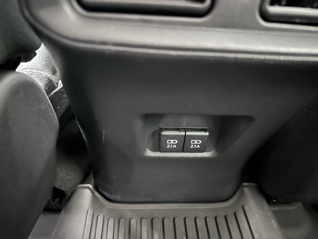 Used 2021 Toyota RAV4 XLE image 18