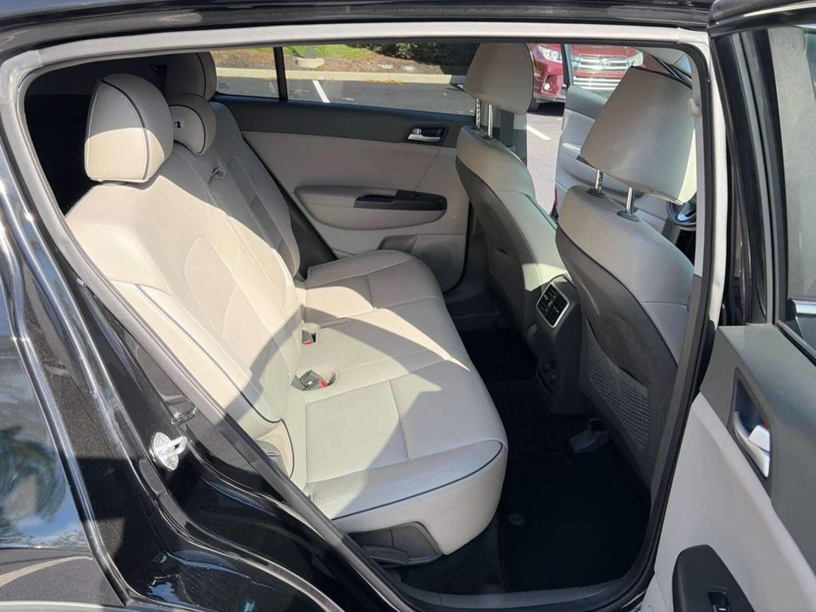 Used 2017 Kia Sportage EX FWD image 25