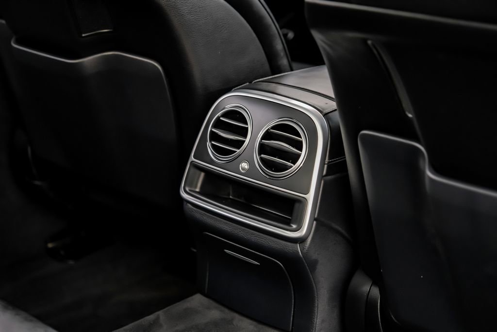Used 2019 Mercedes-Benz S 560 4MATIC Sedan image 53