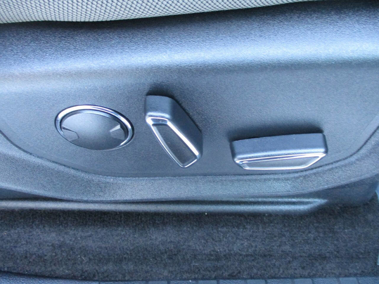 Used 2018 Ford F150 XLT w/ Equipment Group 302A Luxury image 28