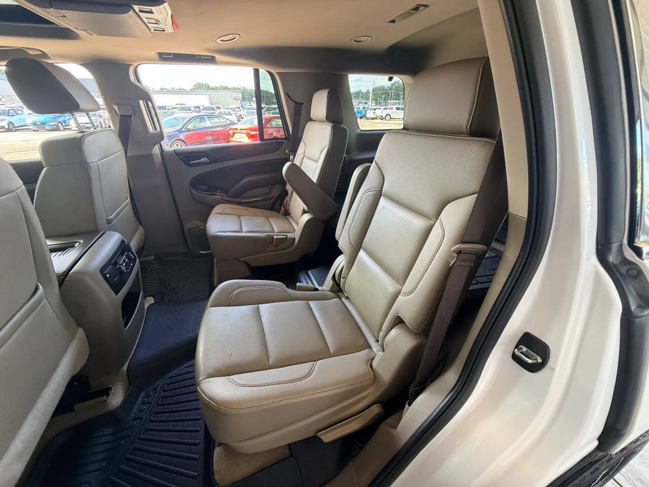Used 2017 Chevrolet Tahoe Premier AWD/4WD image 22