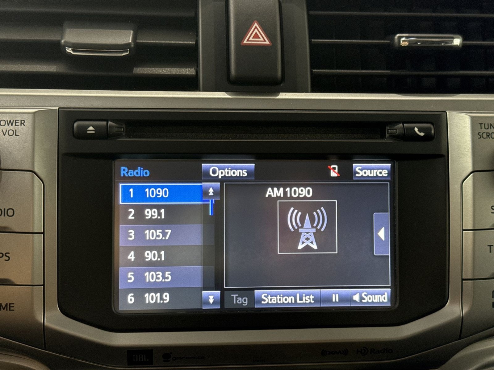 Used 2016 Toyota 4Runner Limited AWD/4WD image 19