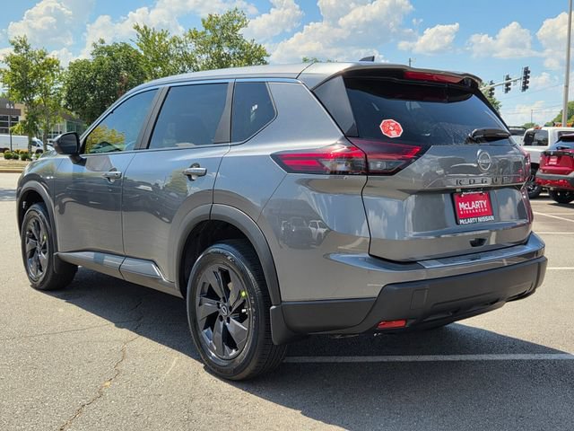 New 2026 Nissan Rogue SV FWD image 3