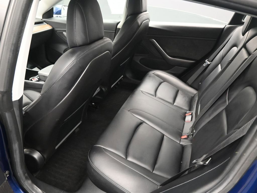 Used 2018 Tesla Model 3 Long Range image 26