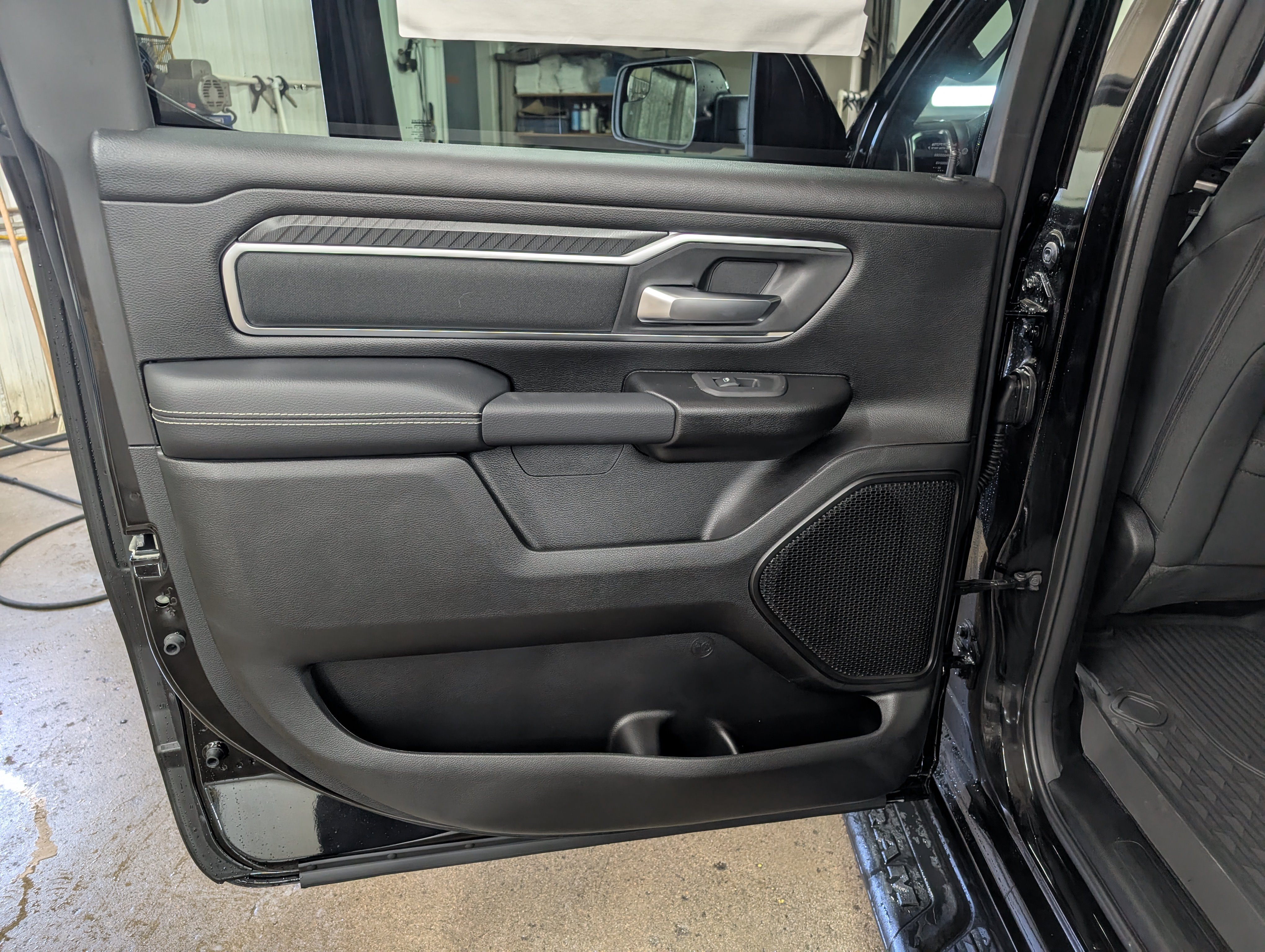 New 2026 RAM 1500 Big Horn AWD/4WD image 10