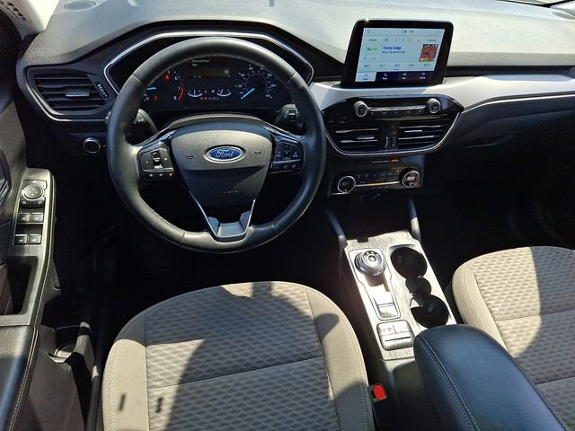 Used 2021 Ford Escape SE w/ Convenience Package FWD image 11