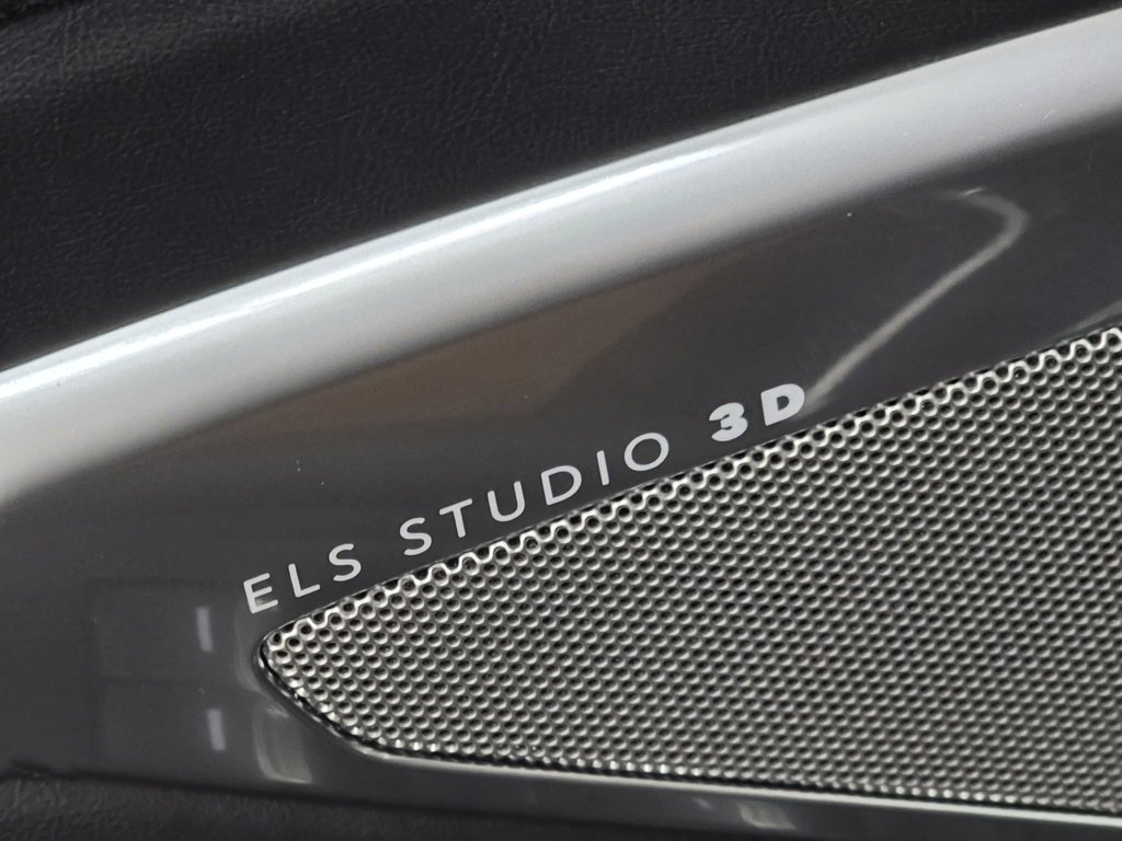 Used 2022 Acura RDX A-Spec image 9