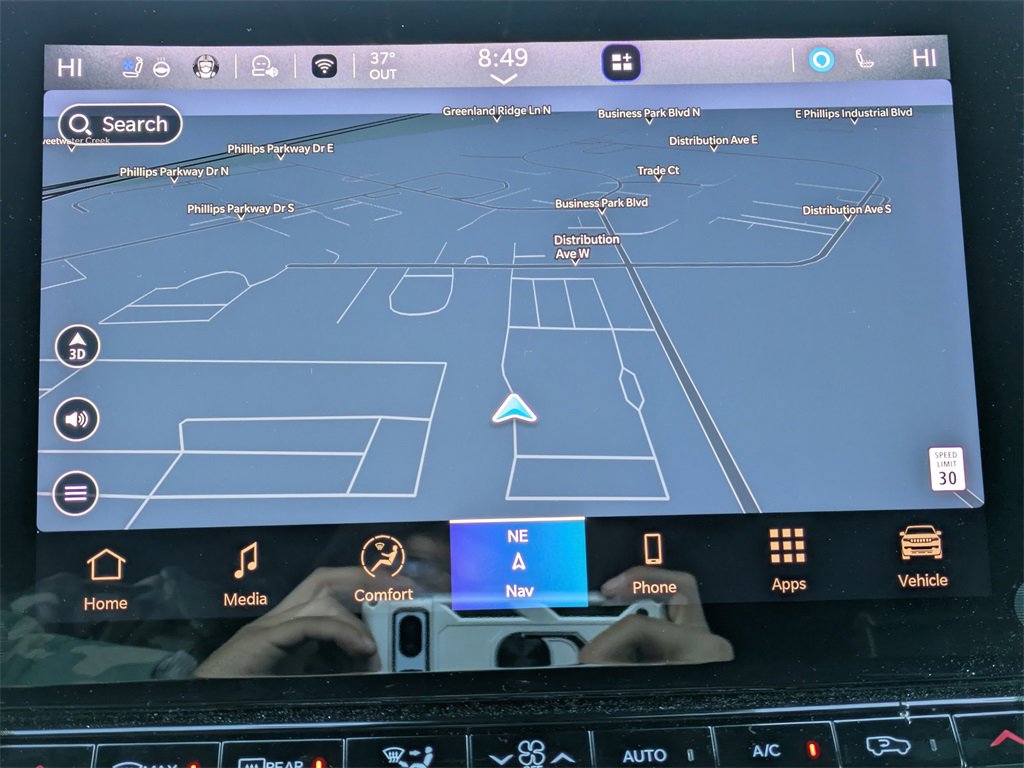 Used 2024 Jeep Grand Wagoneer L Series III image 37