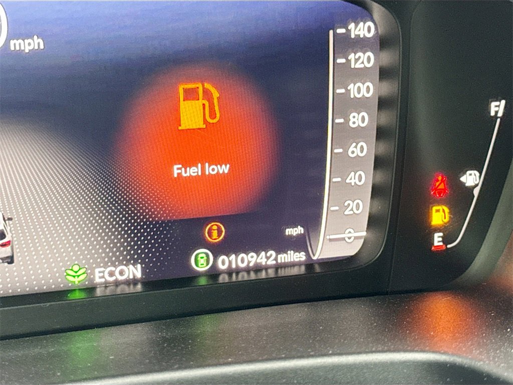 Used 2024 Honda Pilot Elite image 12