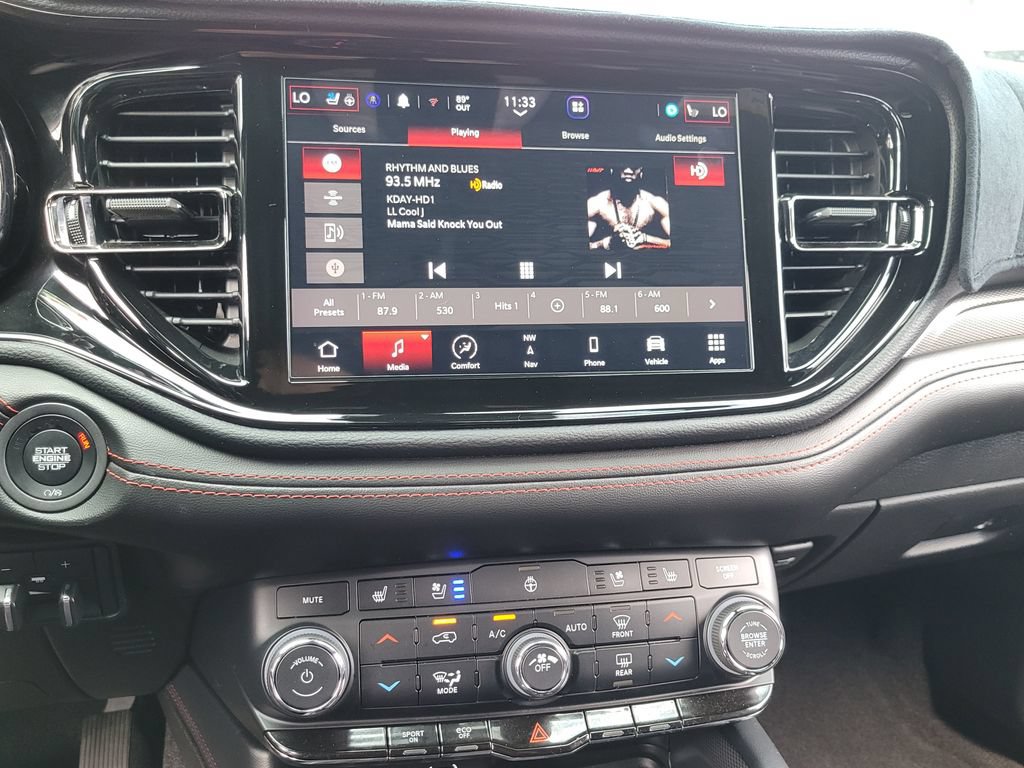 Used 2023 Dodge Durango R/T AWD/4WD image 9
