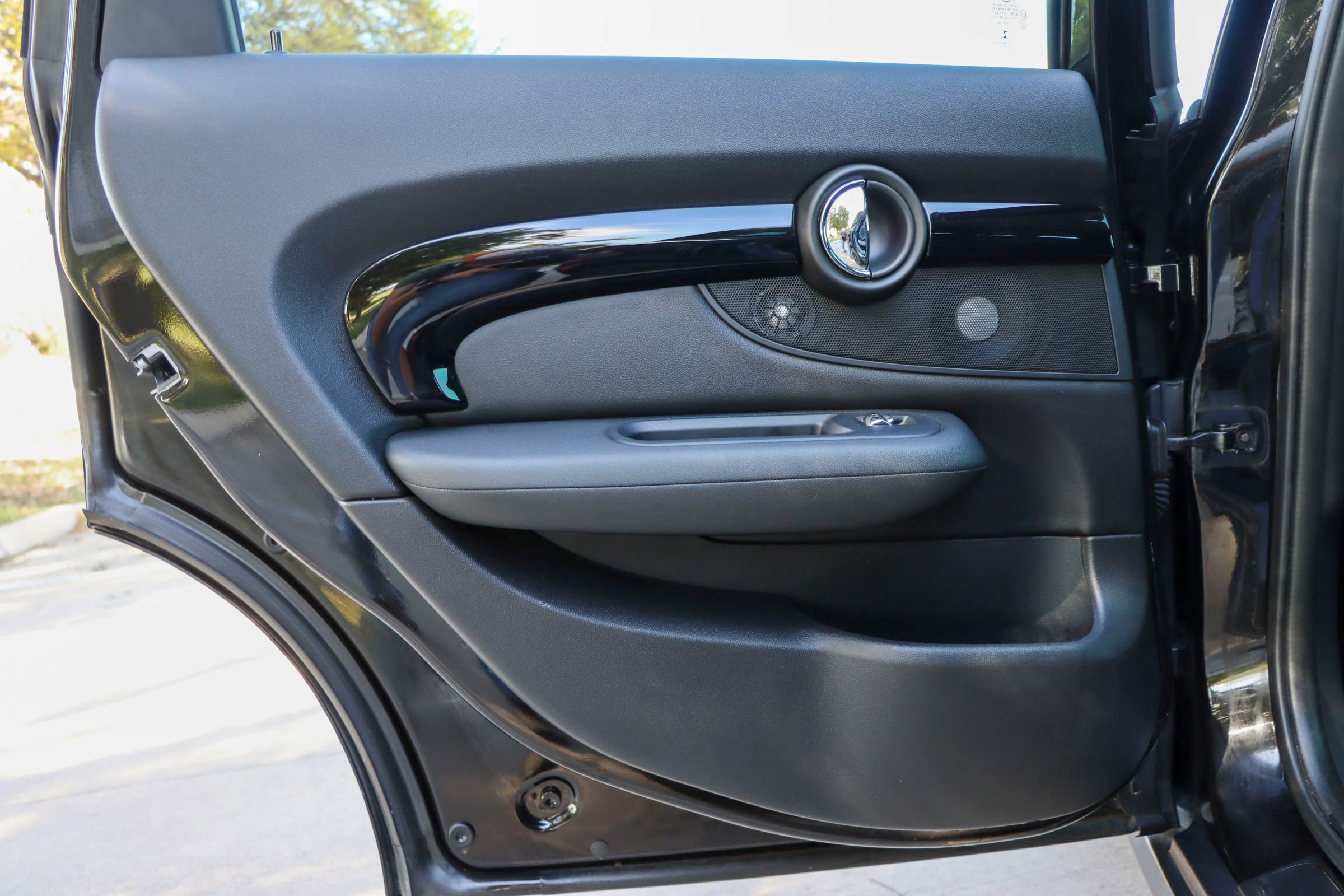 Used 2020 MINI Cooper Clubman S image 12