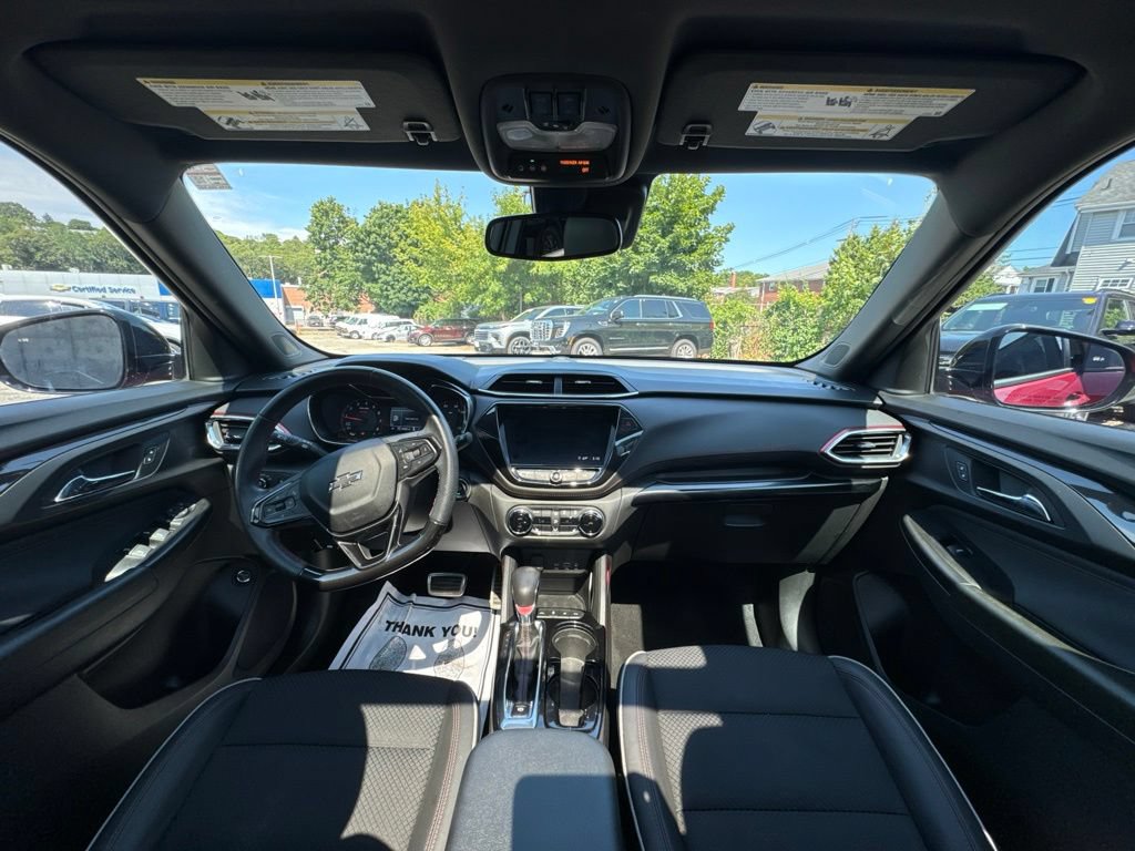Used 2021 Chevrolet TrailBlazer RS w/ Sun and Liftgate Package AWD/4WD image 23