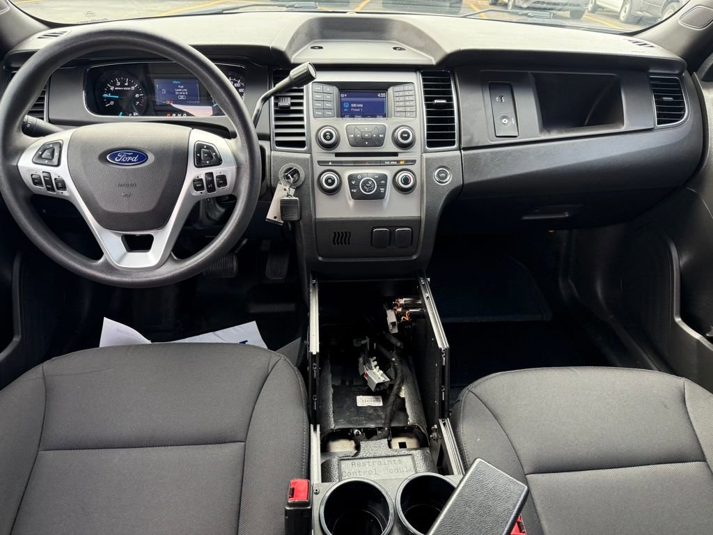 Used 2017 Ford Taurus Base image 11
