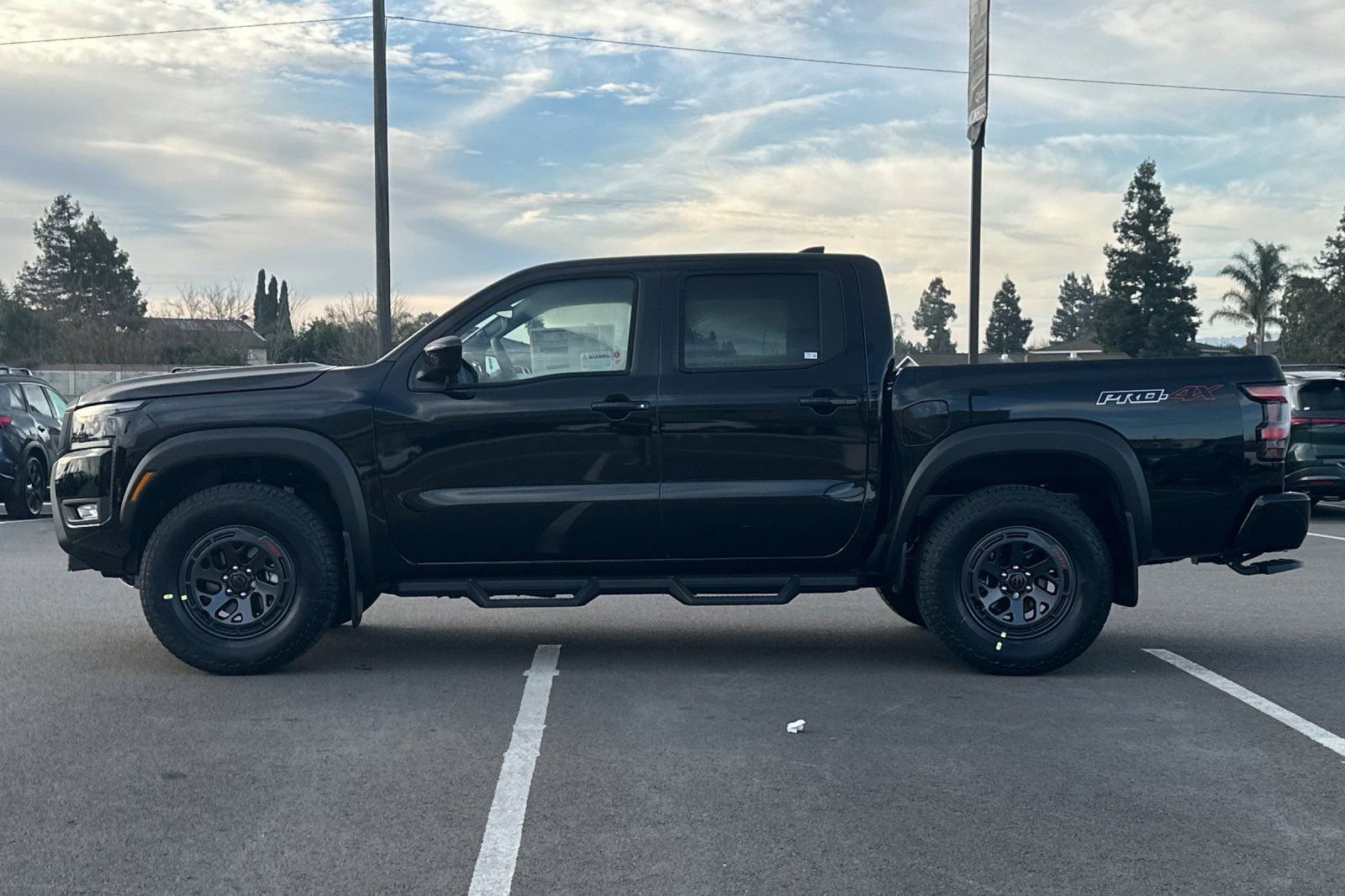 New 2026 Nissan Frontier PRO-4X w/ Tow Package image 7