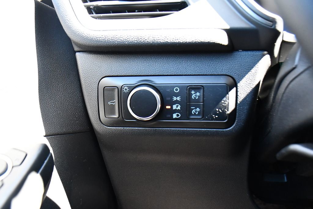 Used 2023 Ford Escape Active w/ Tech Pack #2 AWD/4WD image 40