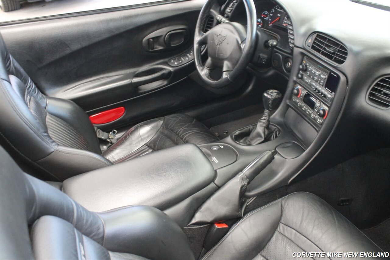 Used 2003 Chevrolet Corvette Convertible w/ Preferred Equipment Group1 image 29