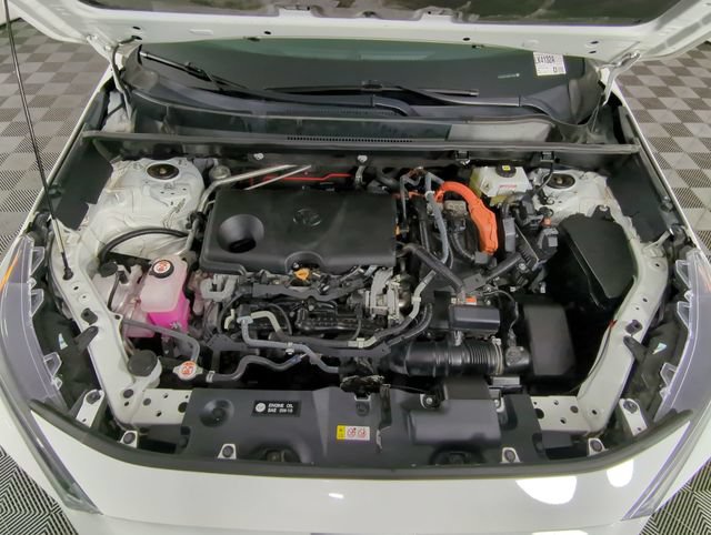 Used 2021 Toyota RAV4 LE AWD/4WD image 43