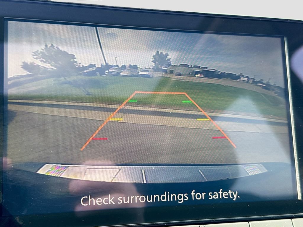 Used 2025 Nissan Rogue SV w/ SV Premium Package image 11