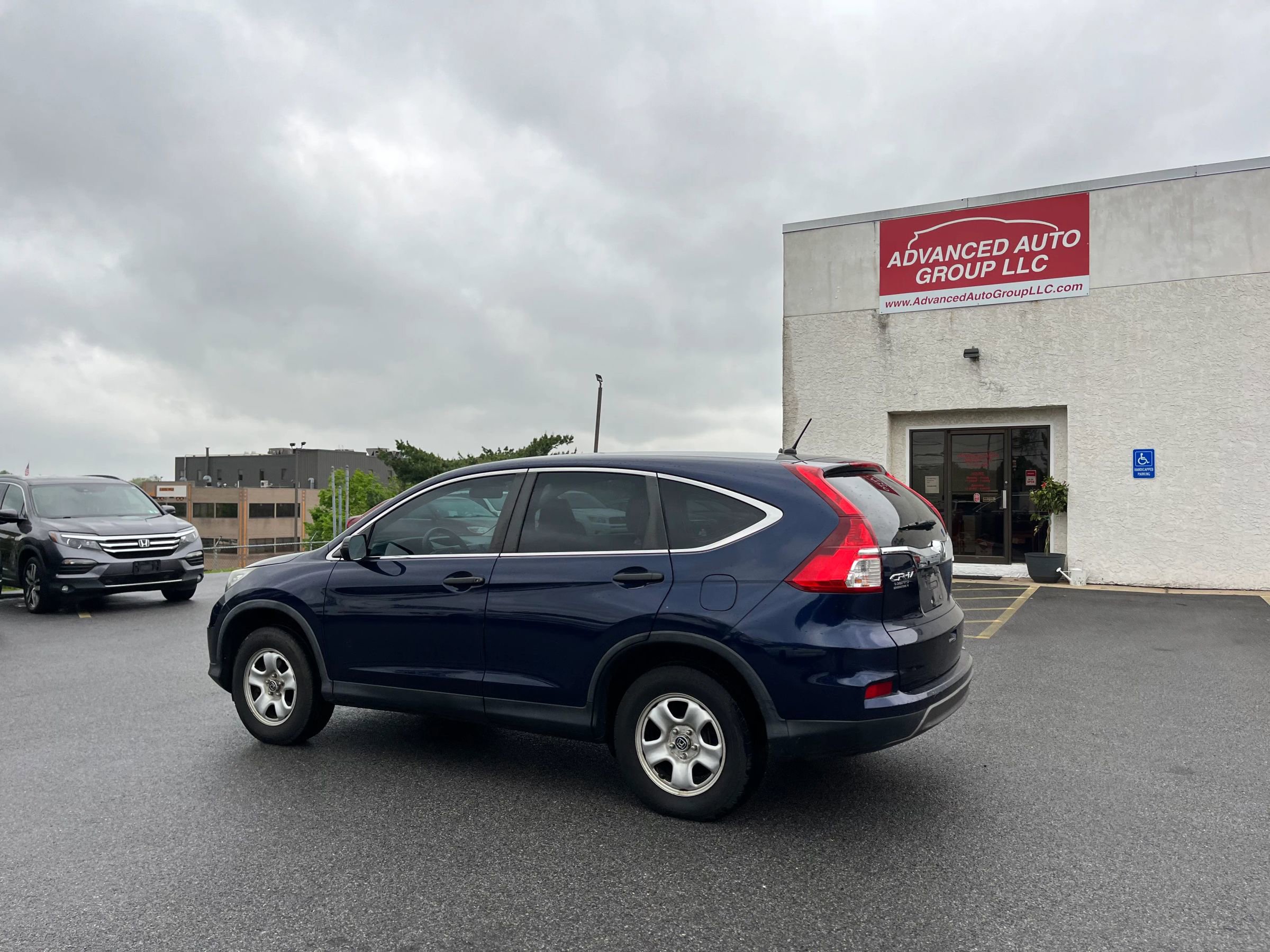 Used 2015 Honda CR-V LX image 30