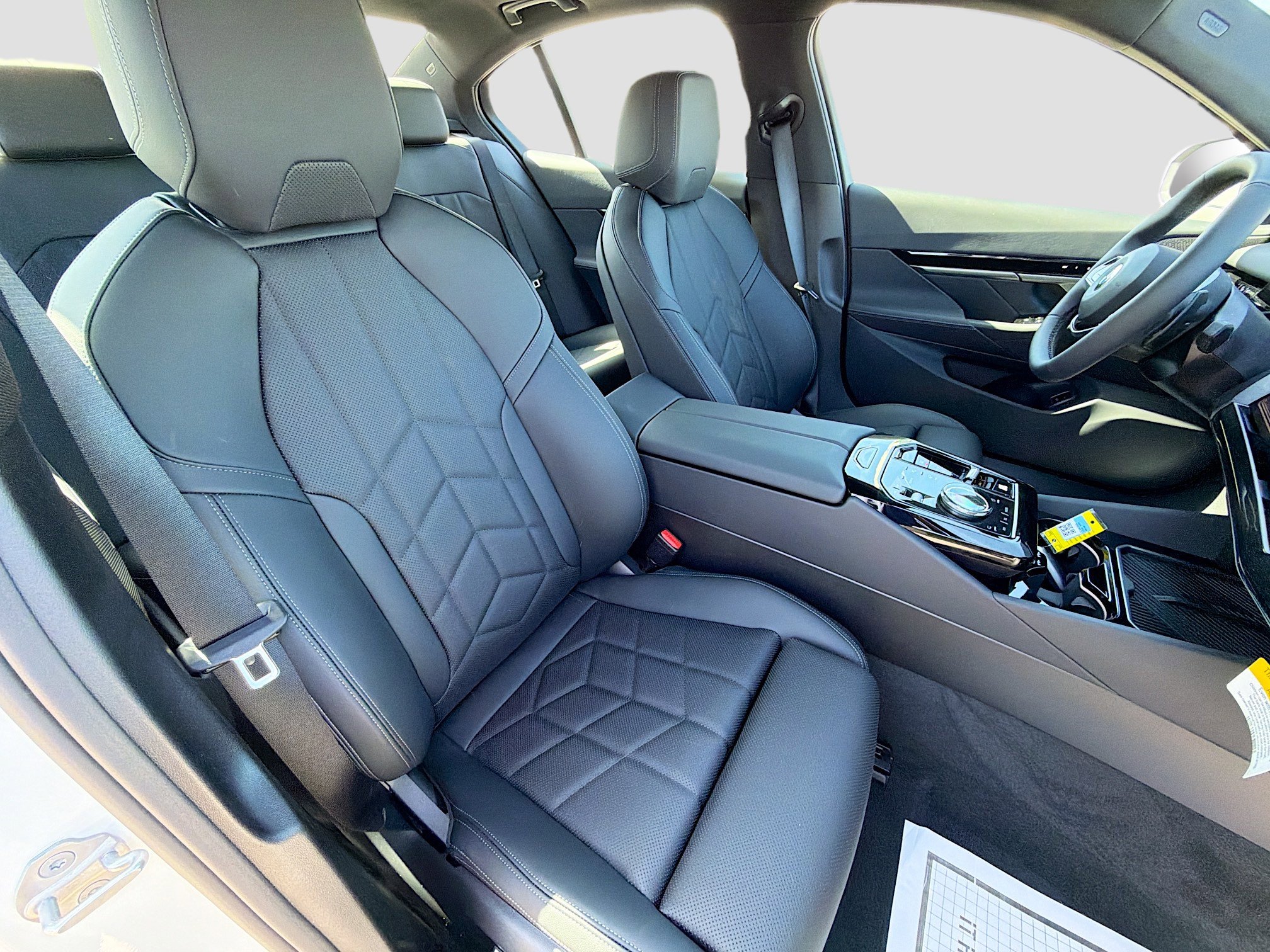 New 2026 BMW 530i RWD image 15