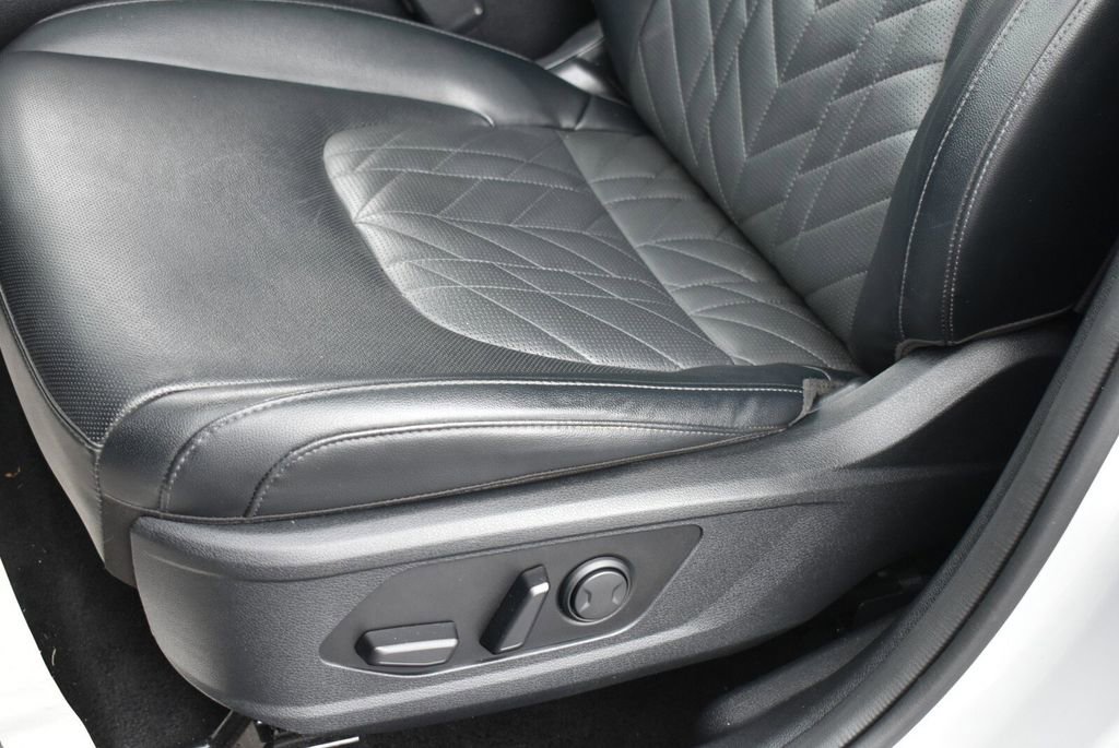 Used 2024 Kia Sportage X-Line w/ X-Line Premium Package image 13