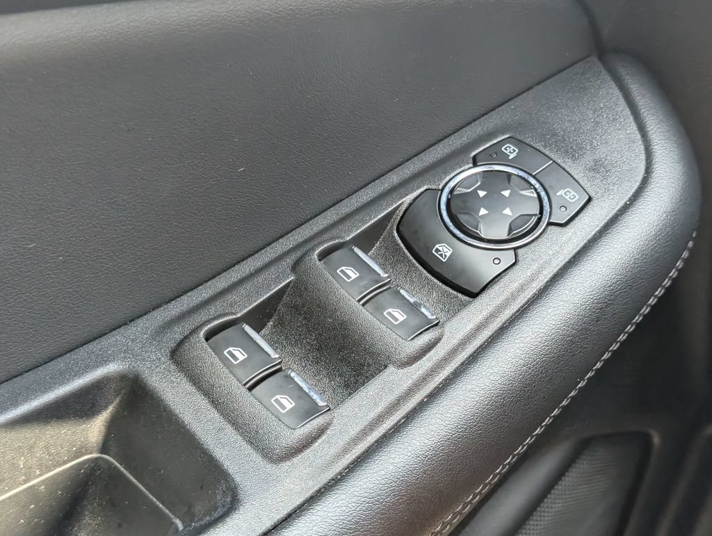 Used 2024 Ford Edge SEL w/ Convenience Package AWD/4WD image 14
