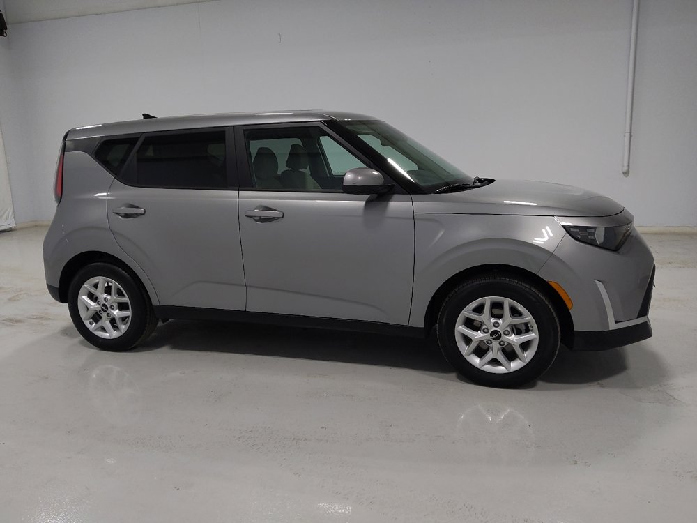 Used 2025 Kia Soul S image 10