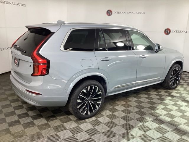 New 2026 Volvo XC90 B6 Ultra w/ Protection Package image 5