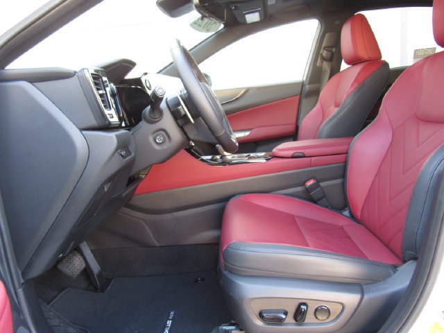 Used 2022 Lexus NX 350h AWD w/ Vision Package image 11